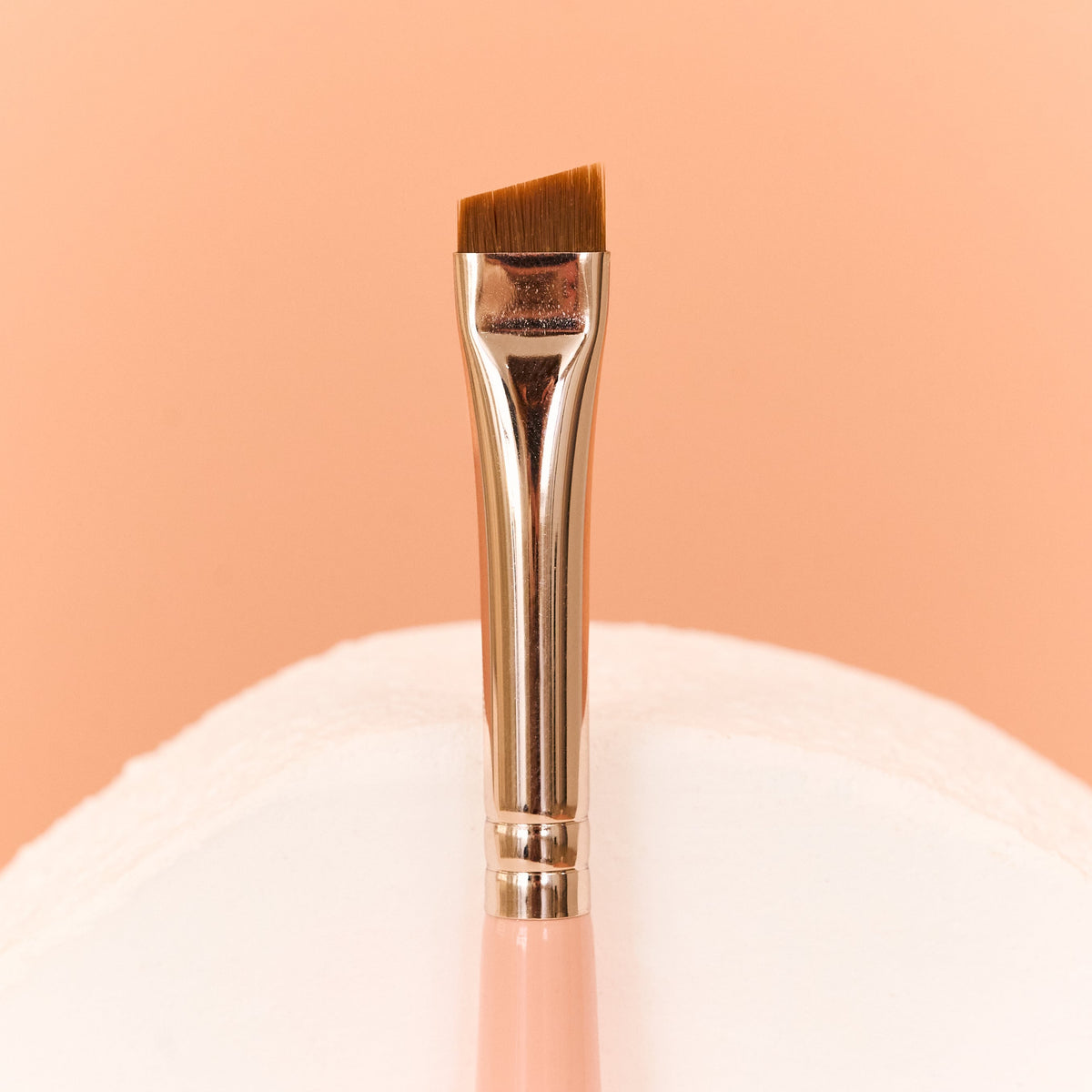 Bella Beauty Pro - Medium Angled Brush #B2